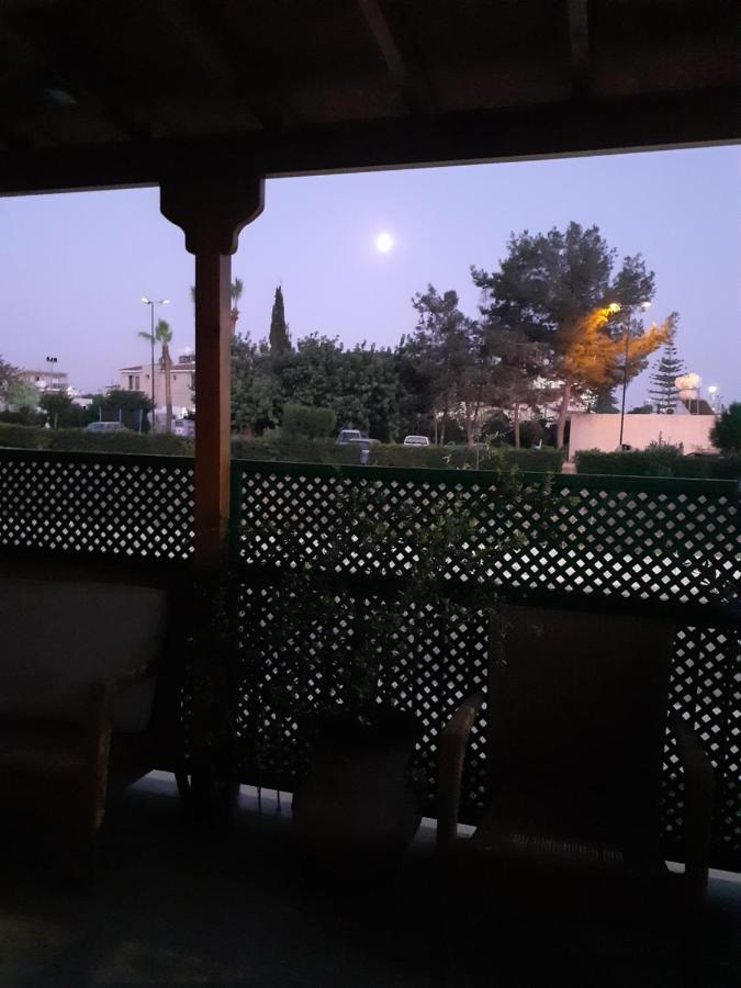 Yiota'S Cute Studio Paphos Kültér fotó
