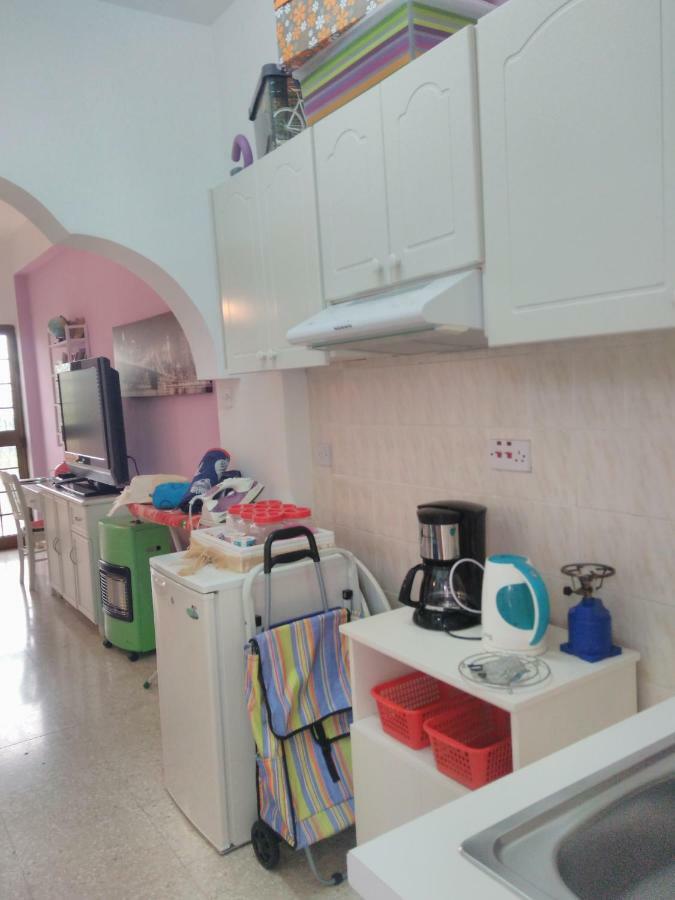 Yiota'S Cute Studio Paphos Kültér fotó