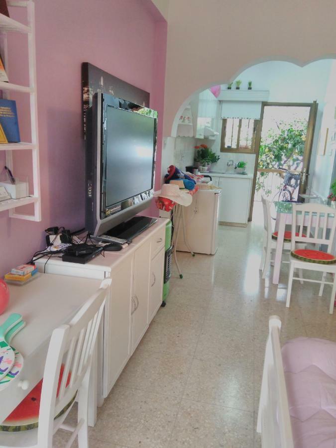 Yiota'S Cute Studio Paphos Kültér fotó